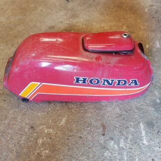 Honda CB 125 T-79 polttoanetankki