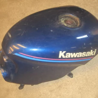 Kawasaki GPZ 500S-89 Polttoainetankki