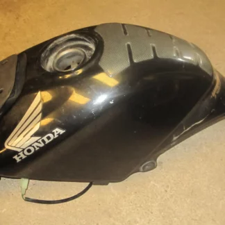 Honda CBR 125 -06 Polttoainetankki