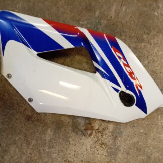 Honda CBR 125-11 Oikea etusivukate