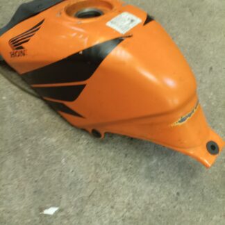 Honda CBR 125 -07 Polttoainetankki