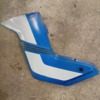 Suzuki GSX 750 ES-84 Sivupaneeli Vasen